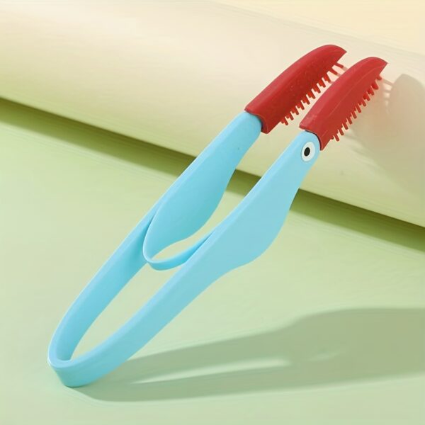 Escova Removedor de Sugeira nos Olhos - 1PC Pet Tear Marks Brush Cat Dog Eye Excrement - Image 3